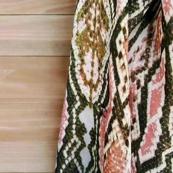 NY Collection Women’s Snakeskin Design Pink Brown Long Sleeve Sheer Button Up S - Picture 9 of 13